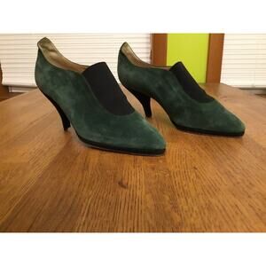 vintage Maud Frizon Green Black suede Pumps W/Black Grosgrain trim